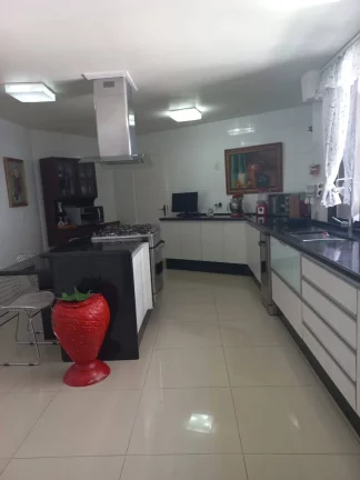 Imagem Apartamento No Cabral - 1 Por Andar - 500 m²