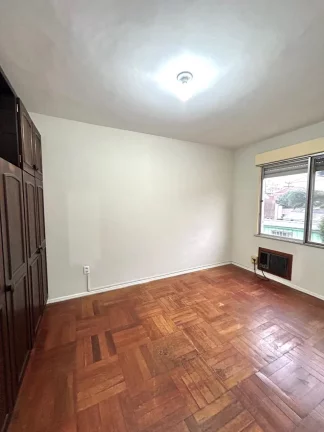 Imagem Apartamento 2 dormitórios com 1 vaga, no Jardim Botânico
