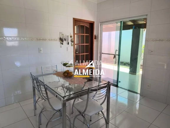 Imagem Casa com 3 dormitórios à venda, 280 m² por R$ 810.000,00 - Ajapi - Rio Claro/SP