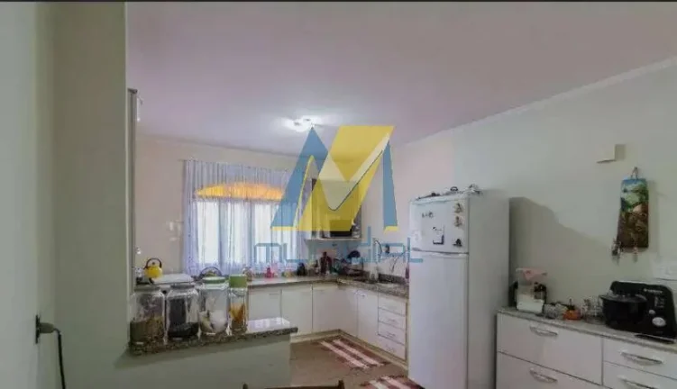 Imagem Sobrado amplo com quintal e churrasqueira para a sua família viver com mais