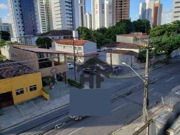 Imagem Apartamento de 158m² à venda, com 03 quartos (01 suíte), localizado na Torre, Recife - Pernambuco.