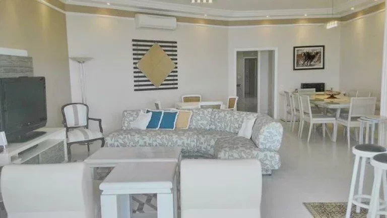 Imagem PRAIA DE ASTÚRIAS - ALTO PADRÃO - LINDO APARTAMENTO FRENTE TOTAL AO MAR - 2 GARAGENS - LAZER TOTAL - VISTA ESPETACULAR - MELHOR LOCAL.