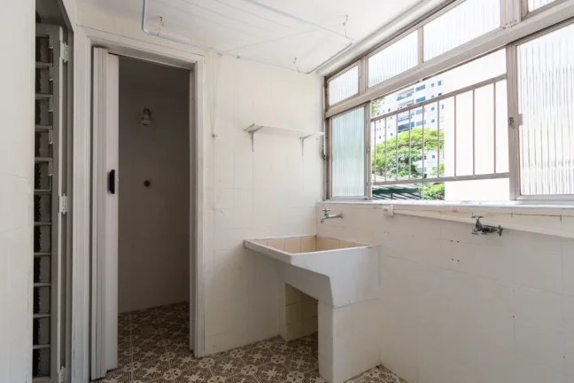 Imagem Apartamento para venda em Moema com 2 quartos , 82m2