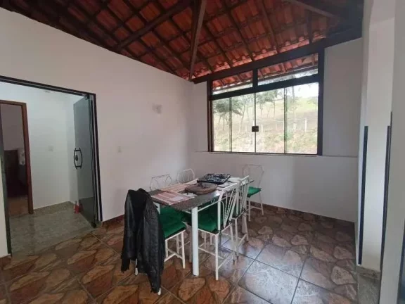 Imagem Casa Aconchegante com 3 Dormitórios e Área Gourmet