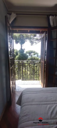Imagem Casa a Venda na Região da Vila Natal em Campos do Jordão -SP.