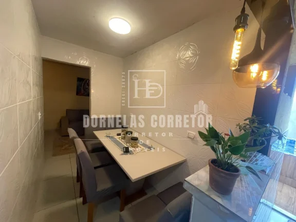 Imagem Casa + 2 quitinetes, piscina, terraço, vg, 5qts, 3wcs, quintal e área de serviço