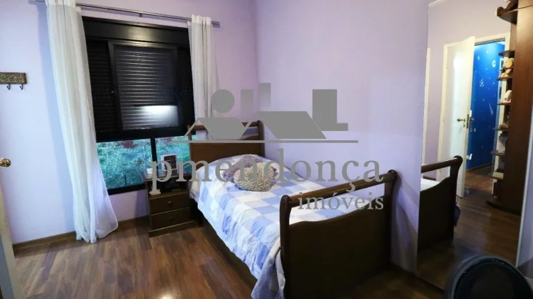 Imagem Apartamento a venda em Pinheiros com 3 suites e 3 vagas, 141m²