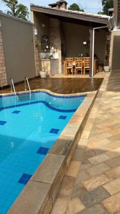 Foto do imóvel Casa com 3 Quartos à Venda, 300 m² em Jardim Maristela - Atibaia