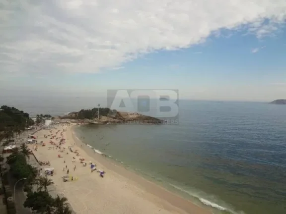 Imagem Apartamento à venda em Ipanema, 348m2, 3 quartos, 3 vagas, Frontal Mar.