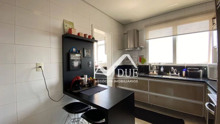 Imagem Cobertura com 3 dormitórios à venda, 191 m² por R$ 2.600.000,00 - Embaré - Santos/SP