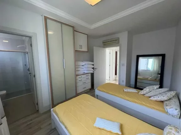 Imagem Apartamento com 3 suítes e 3 vagas de garagem em Meia Praia - Itapema/SC