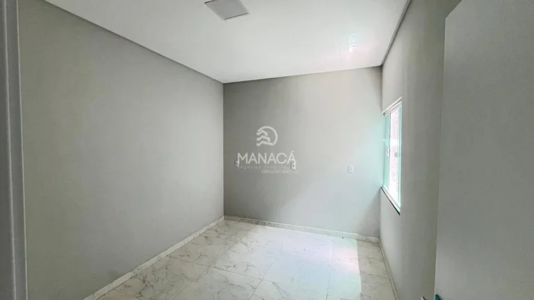 Imagem Casa Geminada, 2 quartos, ótimo acabamento São Cristóvão