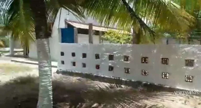 Imagem Casas e um verdadeiro sítio a Beira Mar na Praia de Lucena, você pode empreender