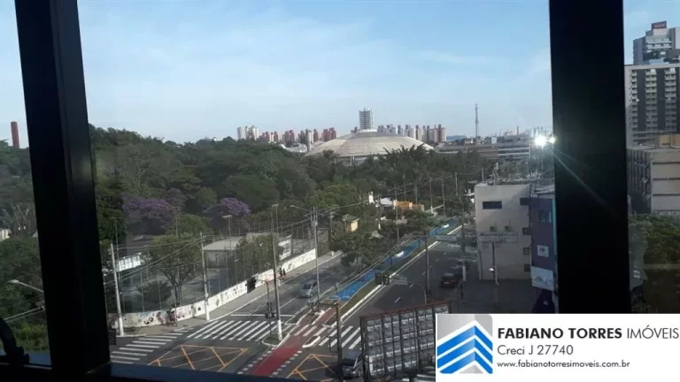 Imagem Sala Comercial com excelente localização e pronta para uso.