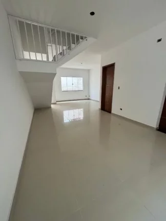 Imagem Sobrado com 2 dormitórios à venda, 90 m² por R$ 330.000,00 - Caxangá - Suzano/SP