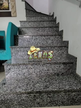 Imagem SOBRADO Á VENDA EM LIMOEIRO