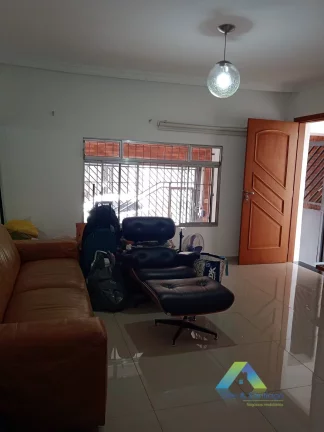 Imagem Sobrado à venda com 3 dormitórios e suíte na Vila das Mercês!!