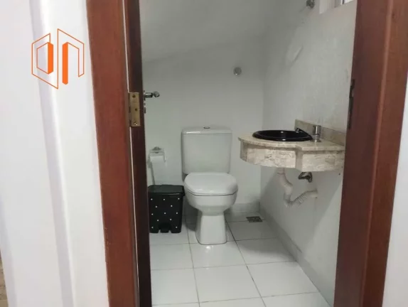 Imagem Sobrado para Venda em Curitiba, Boqueirão, 3 dormitórios, 1 suíte, 2 banheiros, 2 vagas