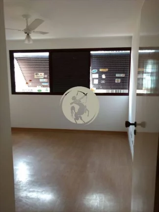Imagem OPORTUNIDADE!!!! APARTAMENTO PROXIMO A PRAIA EM PRÉDIO DE ALTO PADRÃO, GRANDE, BEM DISTRIBUIDO, VA...