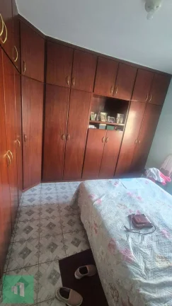 Imagem Sobrado à venda em São Paulo, Vila Liviero, com 3 quartos
