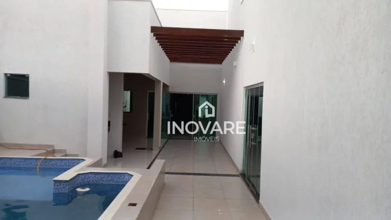 Imagem Casa com 3 dormitórios à venda, 300 m² por R$ 1.050.000,00 - Jardim Beira Rio - Itumbiara/GO