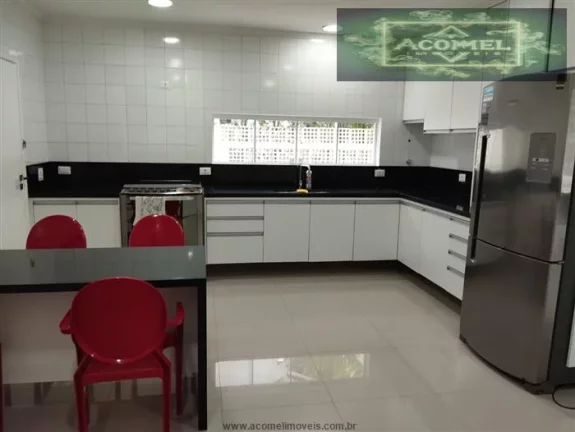 Imagem Casas no Litoral para venda em Guarujá no bairro Acapulco