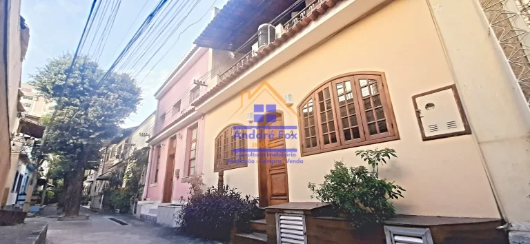 Imagem Casa com 3 quartos, armários embutidos, 1 suíte, closet, dependências completa,, área externa à venda, 150 M² por R$ 729.000 - Tijuca - Rio de Janeiro/RJ.