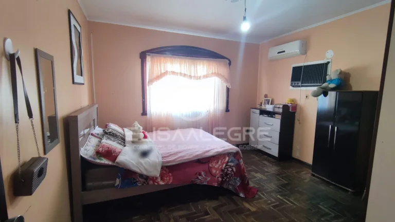 Imagem Casa Térrea c/ amplo pátio, São Sebastião, Esteio