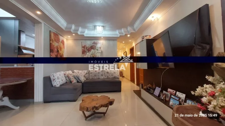 Imagem Ótima casa à venda em Cotia/SP