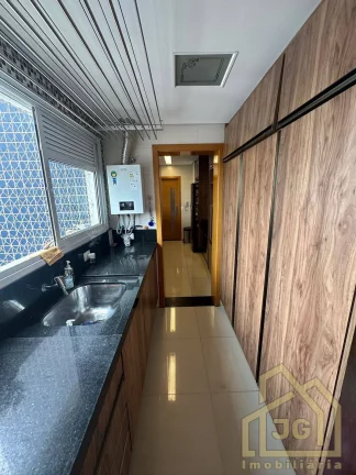Imagem Apartamento com 3 Quartos à Venda, 3.000 m² em Vila Floresta - Santo André