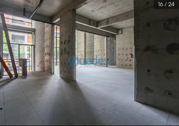Loja para locação no Jardim das Acácias, 200m², 2 banheiros