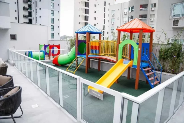 Imagem Apartamento sem mobilia com 2 dormitórios sendo 1 suítes e 1 vagas de garagem em Itajaí