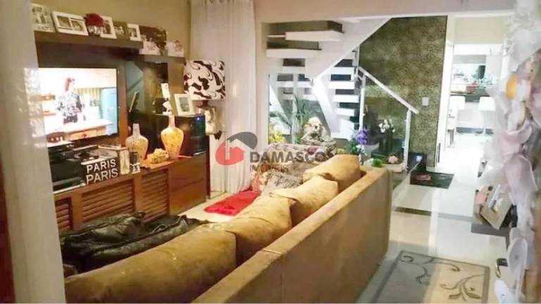 Imagem Sobrado à venda 3 Quartos, 3 Suites, 2 Vagas, 170M², Parque das Nações, Santo André - SP