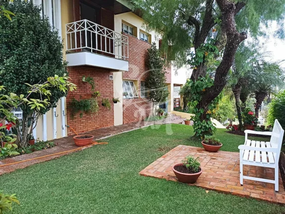 Imagem Linda Casa com Piscina