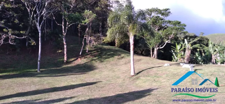 Imagem Chalé com Vista Espetacular para Pedra do Baú - Paraíso no Topo do Morro