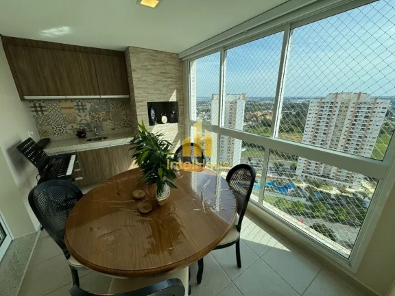 Este é um daqueles imóveis que raramente aparecem no mercado. Localizado no 21º andar da Torre Ma...