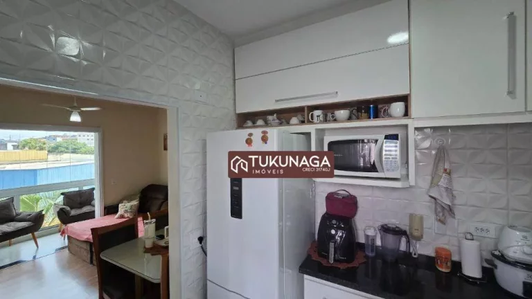 Imagem Apartamento 3 Quartos Com Móveis Planejados, Sacada De Vidro.