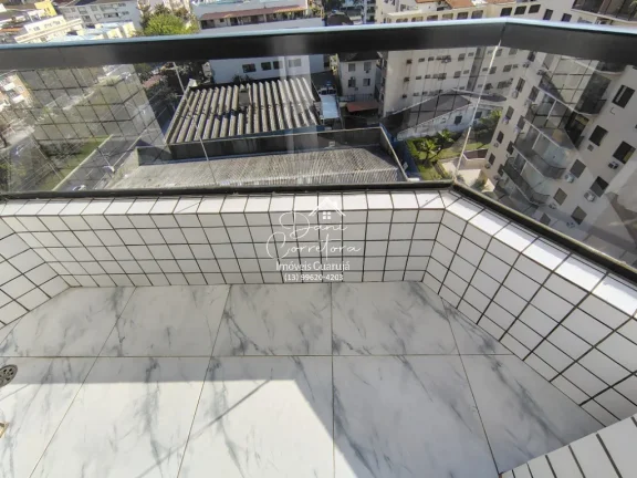 Imagem Apartamento com vista para o mar e lazer na Enseada, Guarujá-SP: 3 quartos, 1 suíte, 2 salas, 2 banheiros, 1 vaga, 106m². Venha conferir!