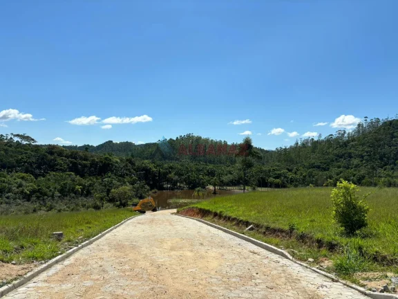 Imagem Terreno à venda no interior da Nova Descoberta, Tijucas/SC