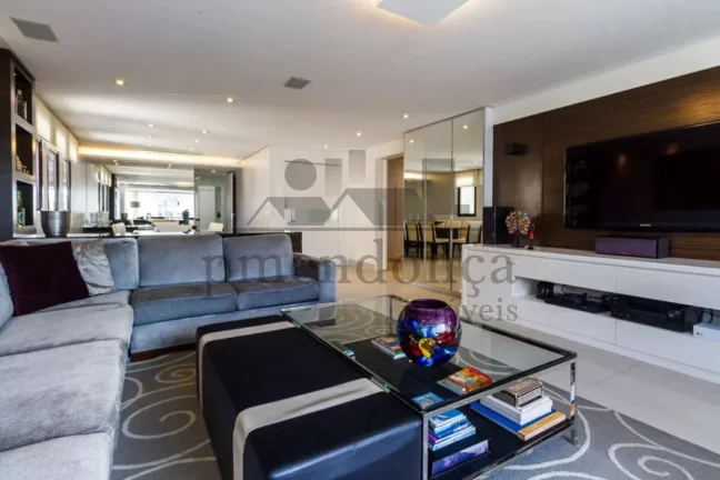 Imagem Apartamento na Rua Bahia com 3 quartos (1 suíte) e 2 vagas, 149mts