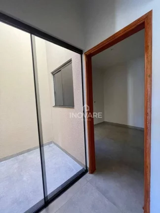 Imagem Casa com 3 dormitórios à venda, 88 m² por R$ 315.000,00 - Parque Vale dos Buritys III - Itumbiara/GO