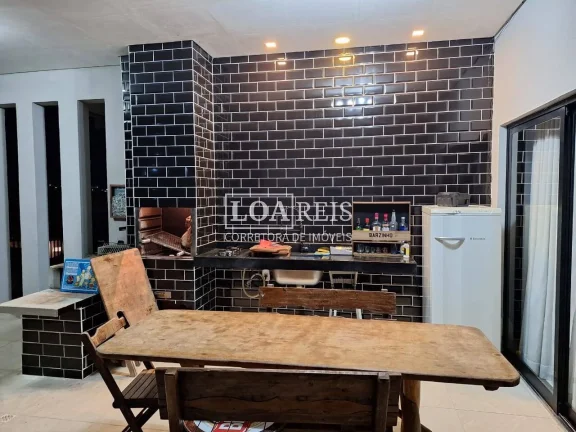 Imagem Vale dos Lagos | 3 Dorms (1 Suíte) | 6 Vagas | 399 m²