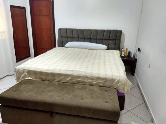 Imagem CASA TÉRREA COM PISCINA - ACEITA PERMUTAS - JARDIM PUCH - SUMARÉ