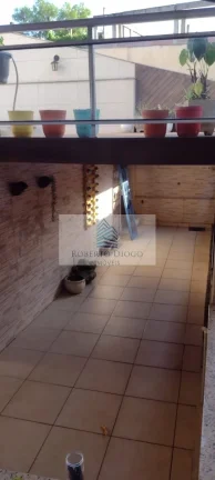 Imagem Casa em Condomínio de Luxo em São Gonçalo-RJ, Zé Garoto: 3 quartos, 1 suíte, 2 salas, 2 banheiros, 2 vagas, 317m²!