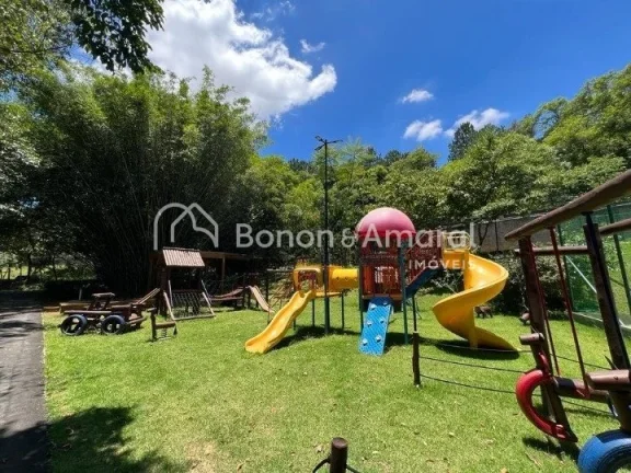 Imagem - 1000m²
- Declive
- Já possui um Projeto arquitetônico impecável de uma casa aprovada no Condom...