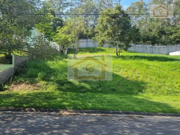 Imagem Frente para a Reserva, 560 metros, topografia Aclive