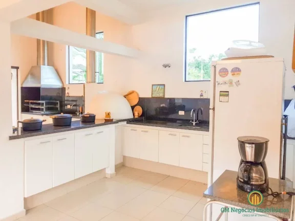 Imagem Casa diferenciada no condomínio Vila Verde - km 36 pela Raposo Tavares