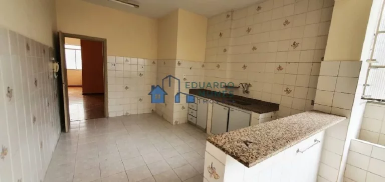 Imagem ÓTIMO APARTAMENTO NO CENTRO COM 03 QUARTOS