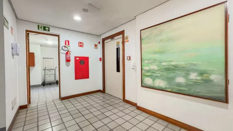 Imagem Apartamento à venda em Porto Alegre, Mont Serrat, com 2 quartos, 74,00m2