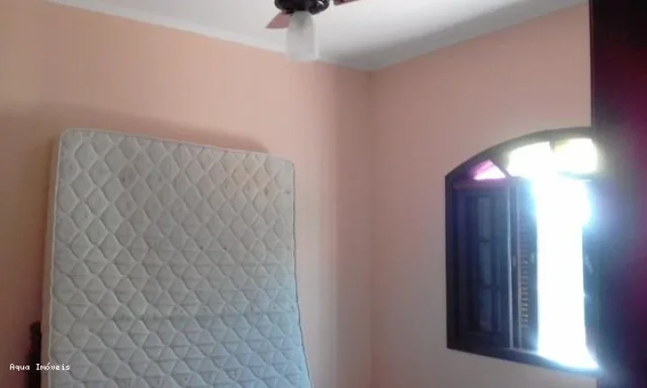 Imagem Casa para Venda em Peruíbe, Vila Romar, 3 dormitórios, 1 suíte, 1 banheiro, 2 vagas